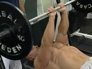 close grip bench press triceps style